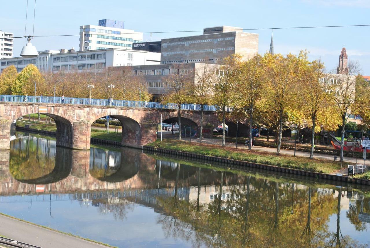 Im Grunen Am Stadtrand Saarbruecken Luaran gambar